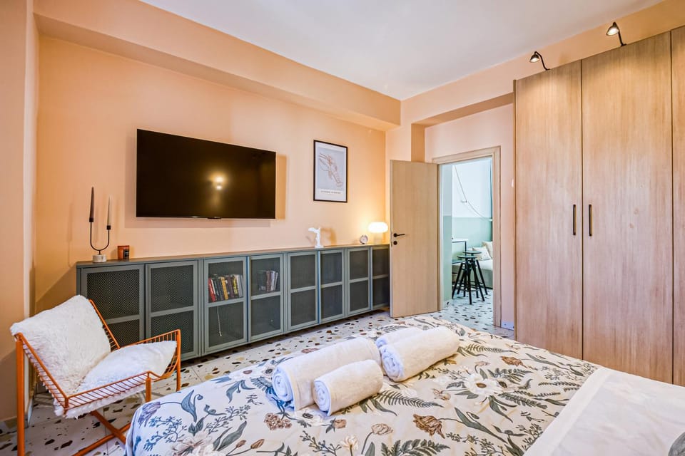 The Urban Hideaway Near the Port and Center Apartment in Corfu