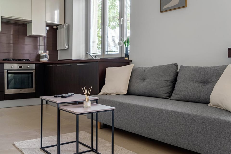 Kitchen or kitchenette, Living room, Seating area, minibar, pet friendly, stove