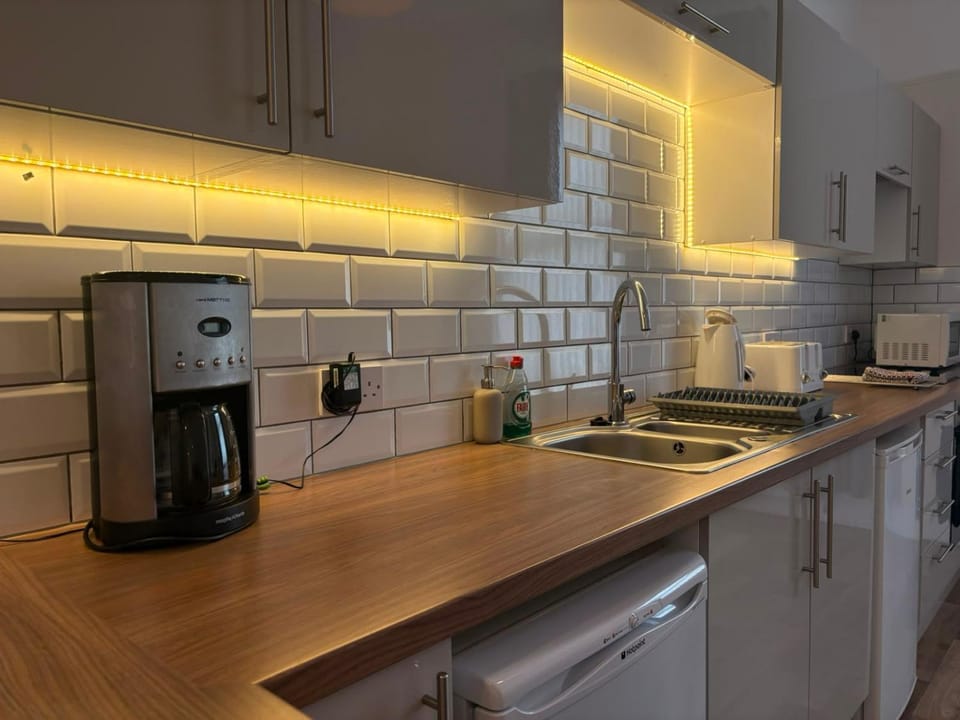 Coffee/tea facilities, Kitchen or kitchenette, toaster
