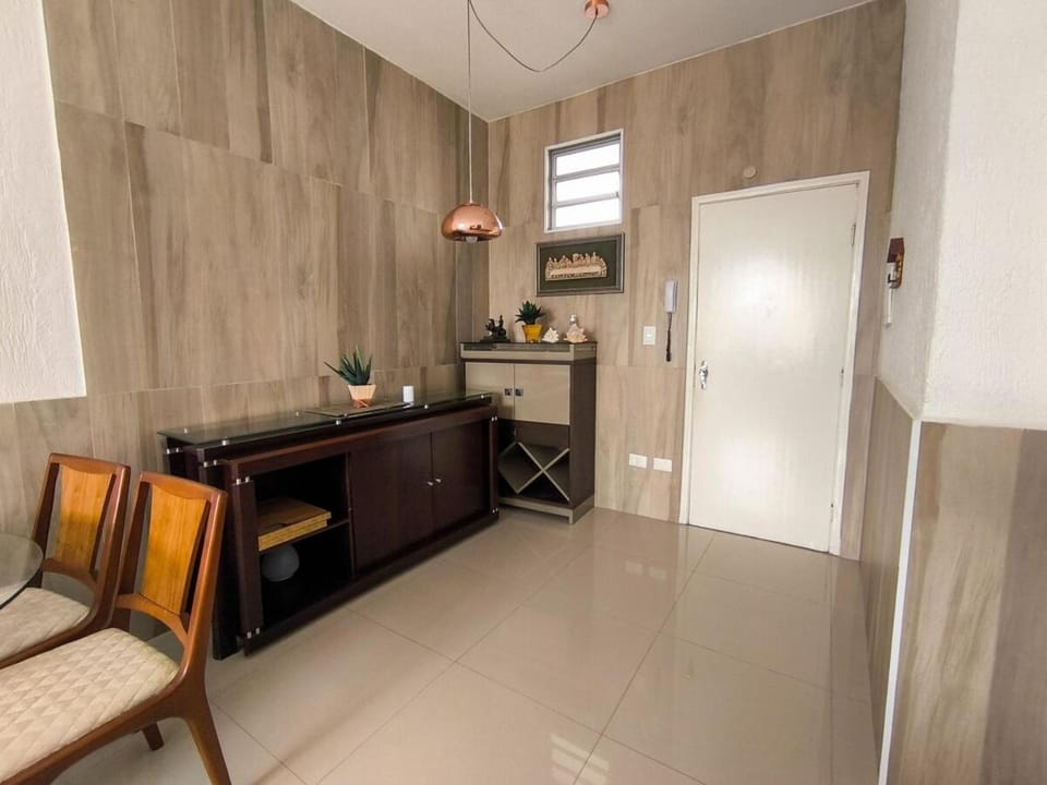 Apartamento no Centro de Caraguatatuba apenas 100m da Praia Apartment in Caraguatatuba