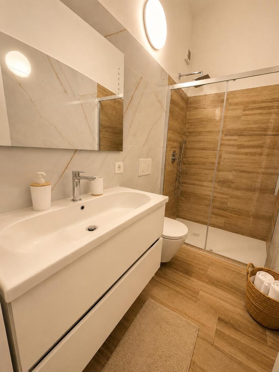 Shower, Toilet, Bathroom
