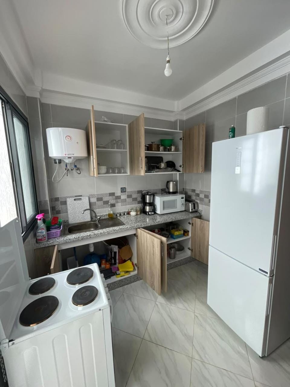 Kitchen or kitchenette