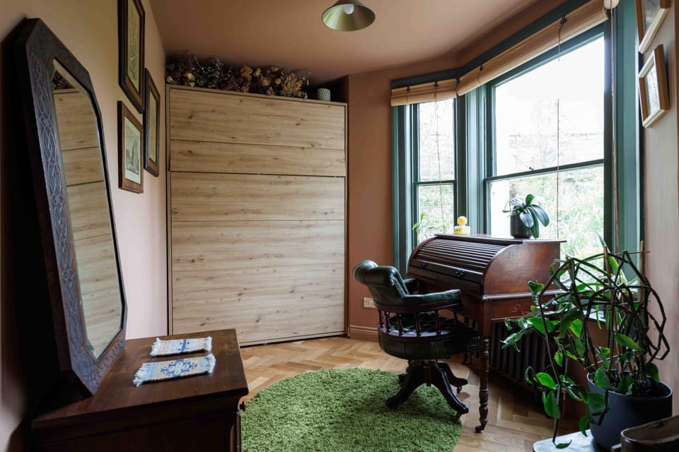 Bedroom, Meeting/conference room