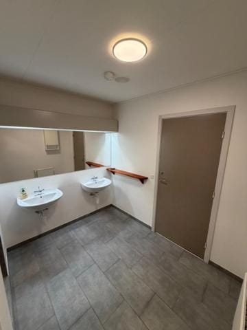 The Bank BnB Hirtshals Værelse 4 Hotel in Hirtshals