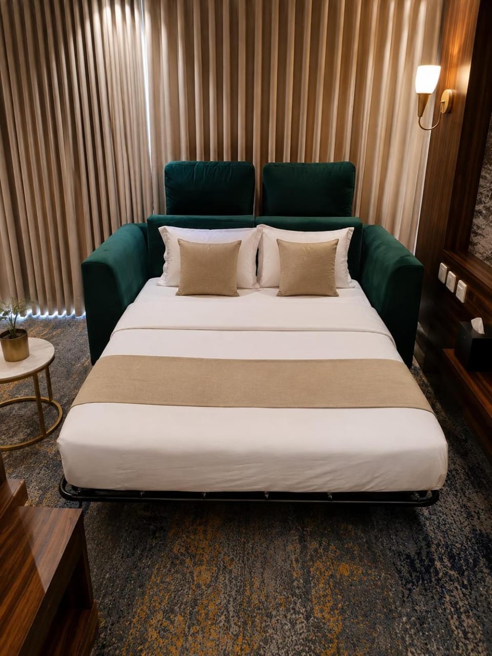 Bed, Living room