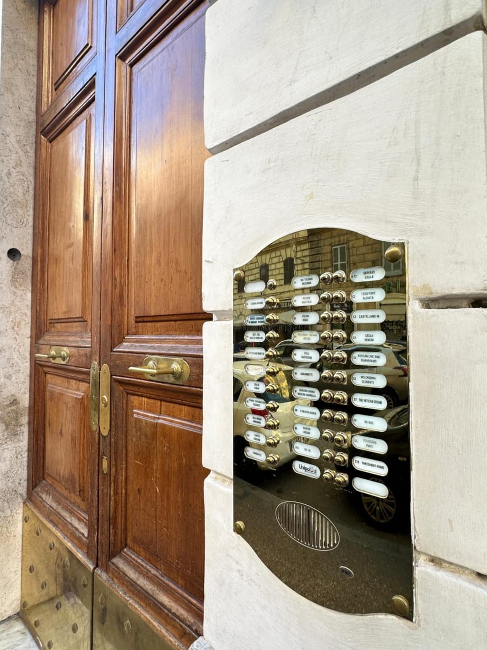 Property building, Location