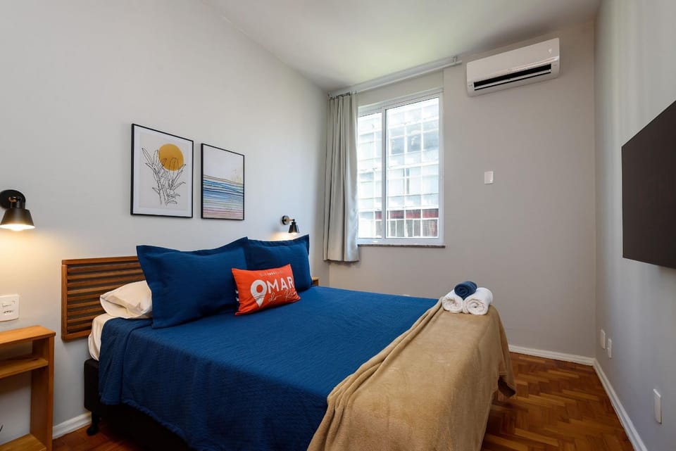 1 Bedroom 500m from Copacabana Beach | RC 44/703 Apartment in Rio de Janeiro
