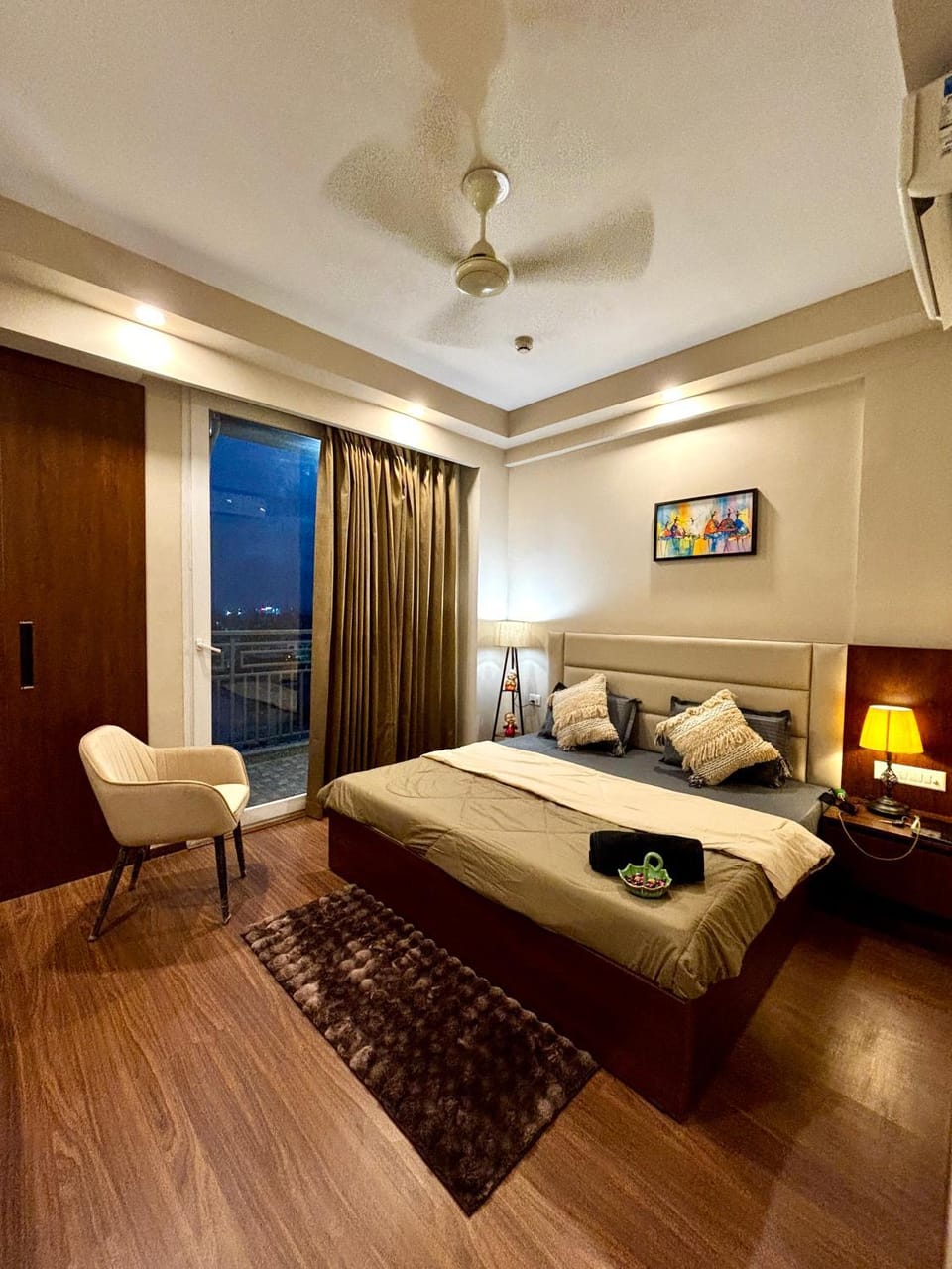 Luma Stay Netflix & Chill Near Expo Mart Vacation rental in Uttar Pradesh