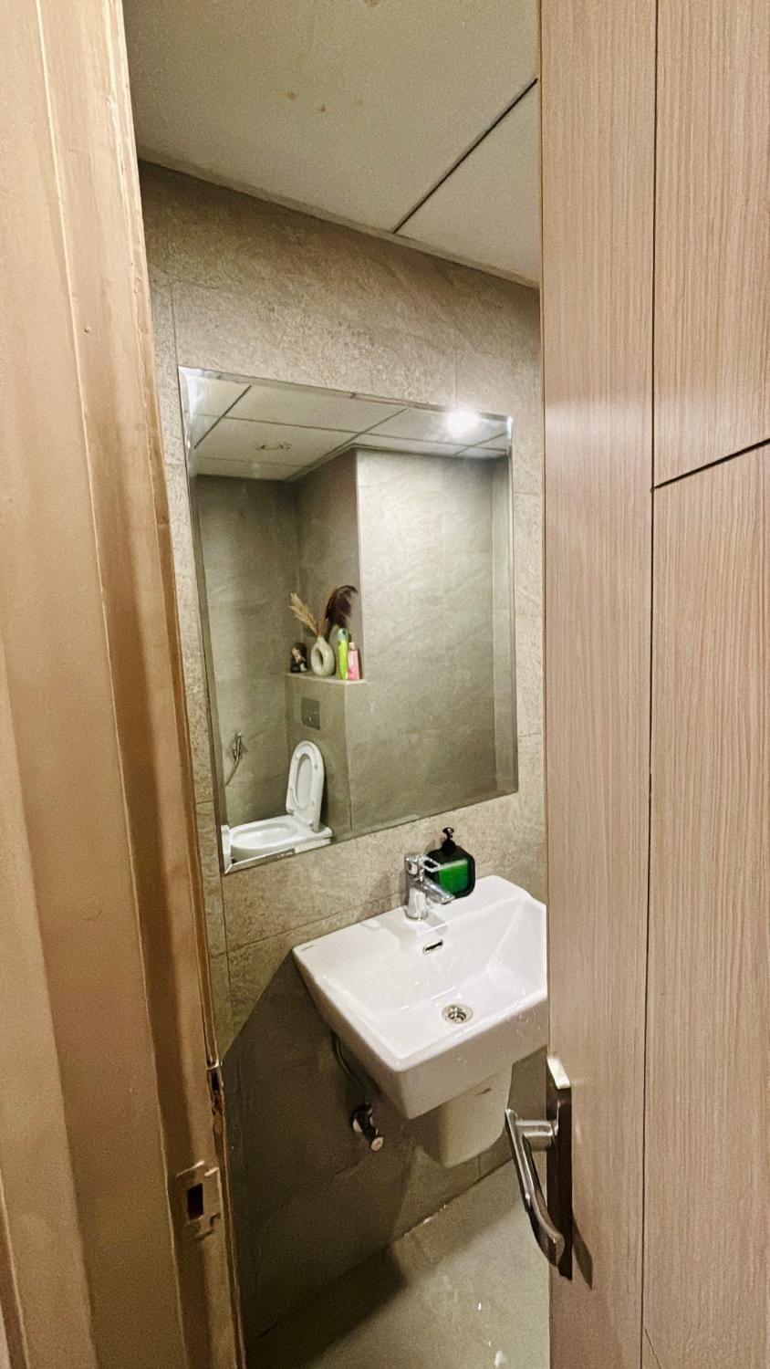 Luma Stay Netflix & Chill Near Expo Mart Vacation rental in Uttar Pradesh