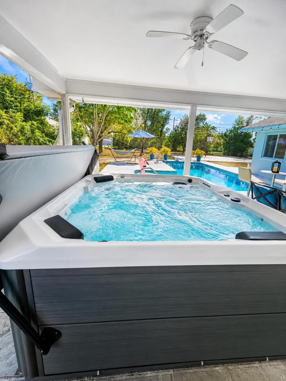 Cape Coral Retreat w Pool & Court House in Cape Coral