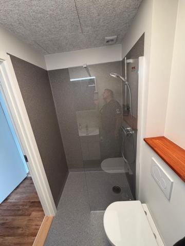 The Bank BnB Hirtshals Værelse 6 Hotel in Hirtshals