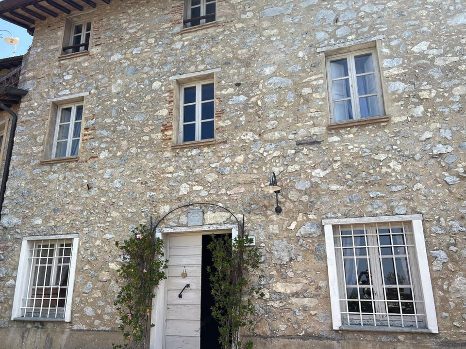 Rosmarino e Salvia House in Camaiore