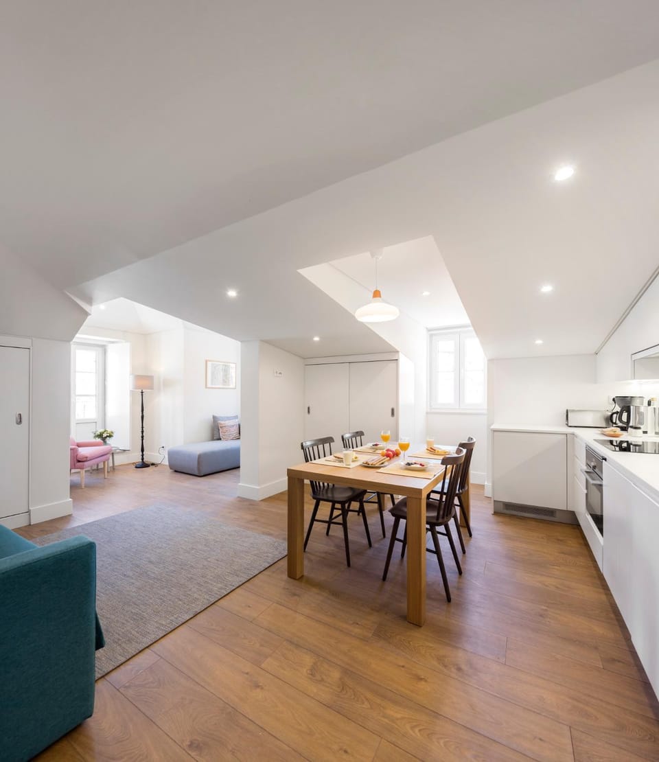 Kitchen or kitchenette, Living room, Photo of the whole room, Seating area, Dining area, stove