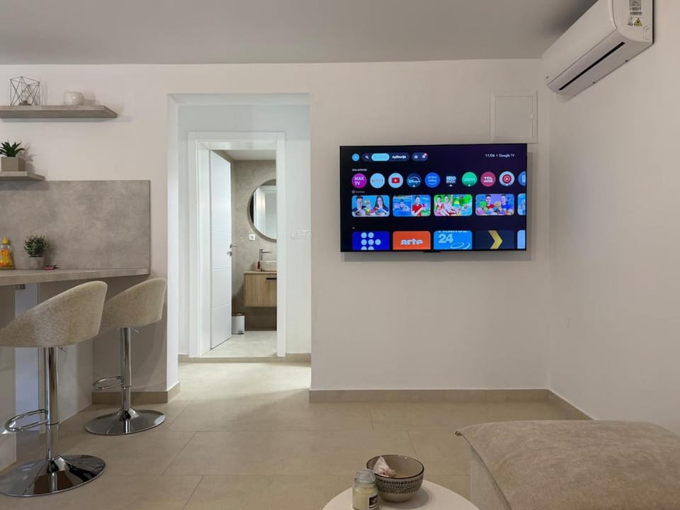 TV and multimedia