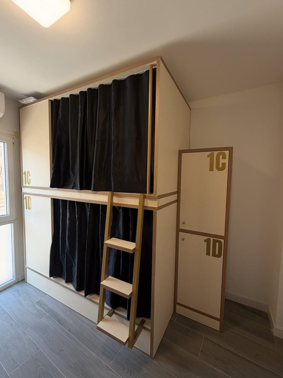 bunk bed