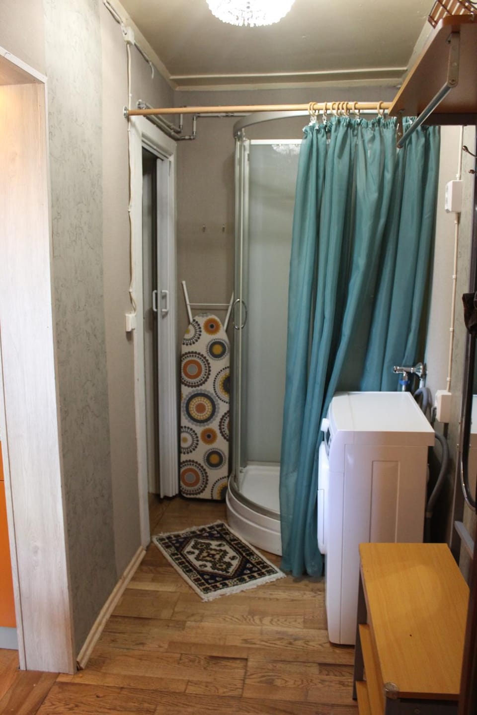 Shower, washing machine