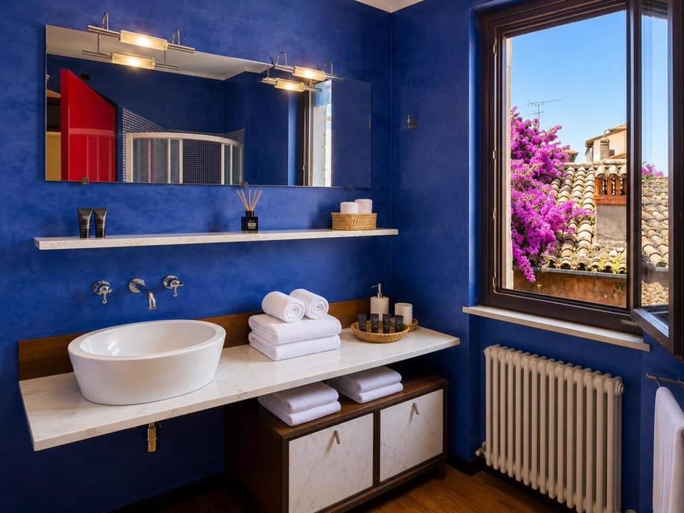 Bathroom, towels