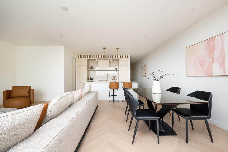 Dromana Beach Suites - 104 Apartment in Dromana