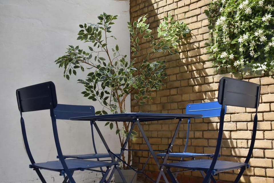 HideAway East London Apartment in London Borough of Hackney