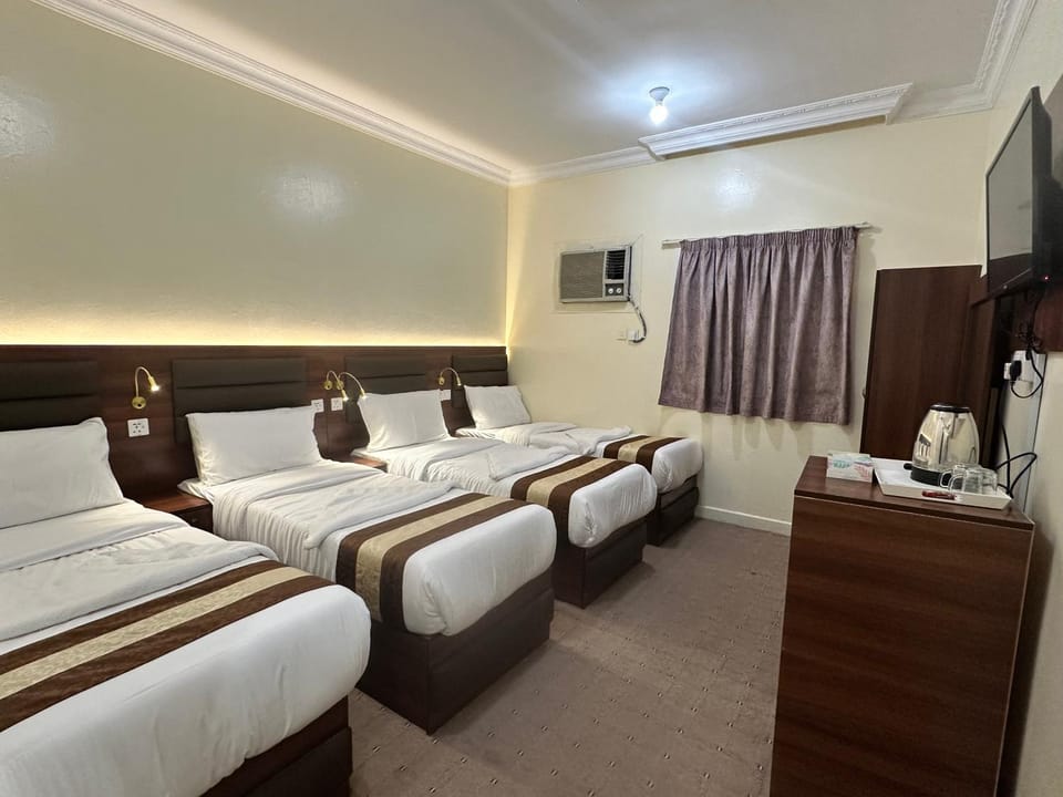 Johraat Taba Tourist Hostel Hostel in Medina
