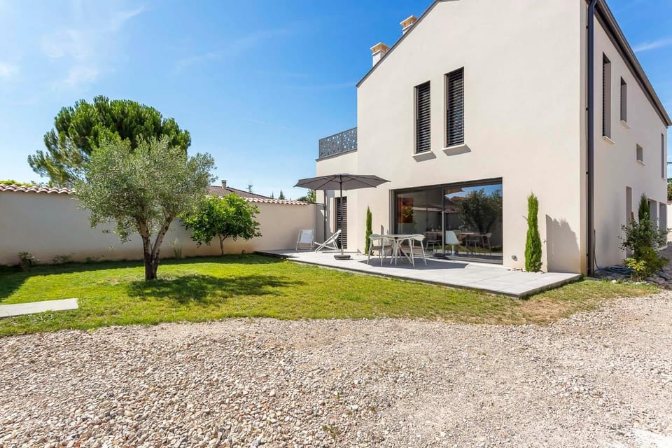 Apartment with garden Elegance and comfort Apartment in Auvergne-Rhône-Alpes