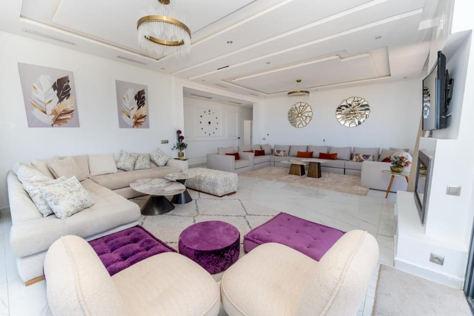 Sea view villa & pool Villa in Tangier-Tétouan-Al Hoceima