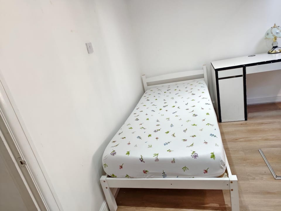 Shriji Homes House in Watford