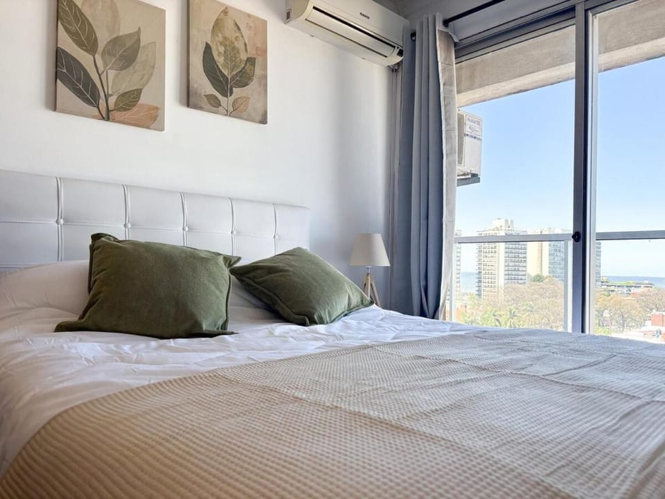 Apartment with a beautiful view in Pocitos Apartment in Montevideo Department, Uruguay