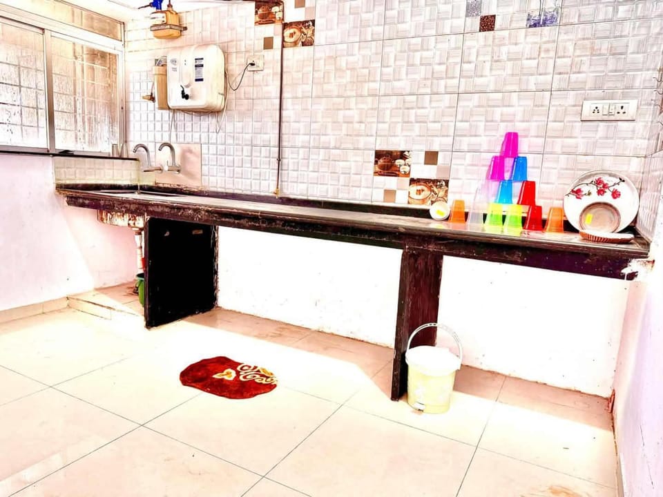 Kitchen or kitchenette, Dinner, Dinner, stove