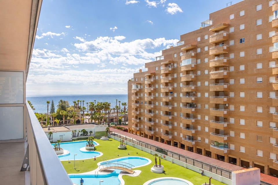 Balcony/Terrace, Pool view, Sea view, Swimming pool