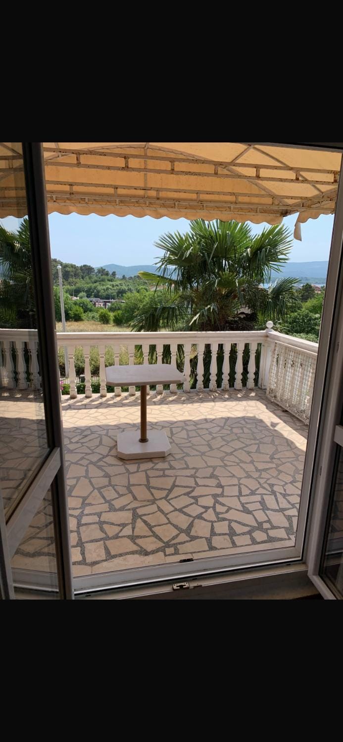 Peaceful, Cozy Tivat Guest House Bed and Breakfast in Kotor Municipality