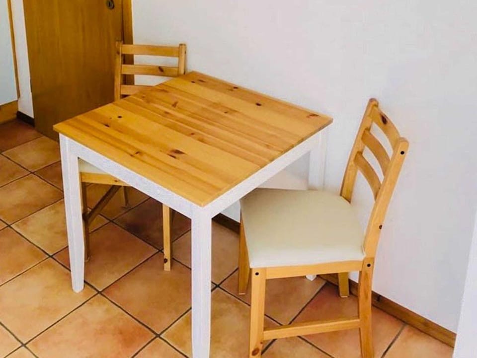 Dining area, kitchen