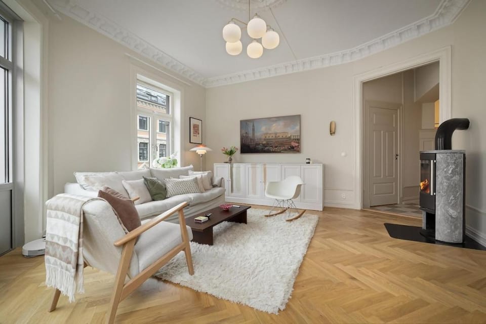 Central, newly renovated apartment with two bathrooms! Apartment in Oslo