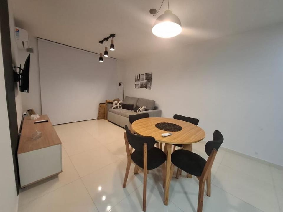 Aires de Chivilcoy Departamento Nuevo para hasta 4 personas Apartment in Chivilcoy