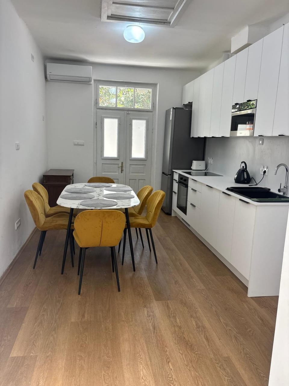 My Granny's House Apartment in Kotor Municipality