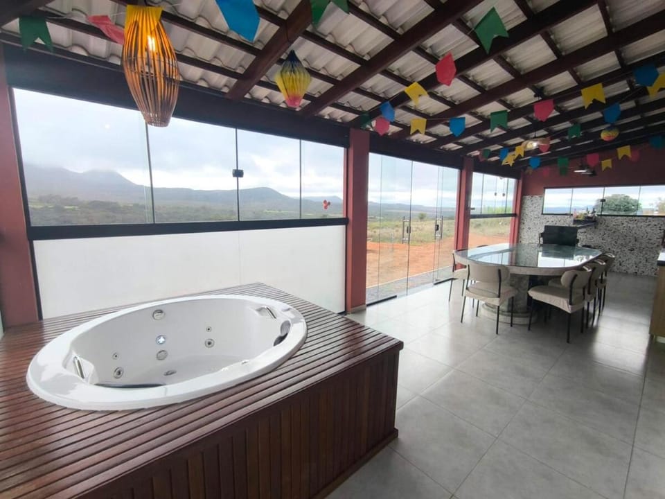 Hot Tub, Mountain view