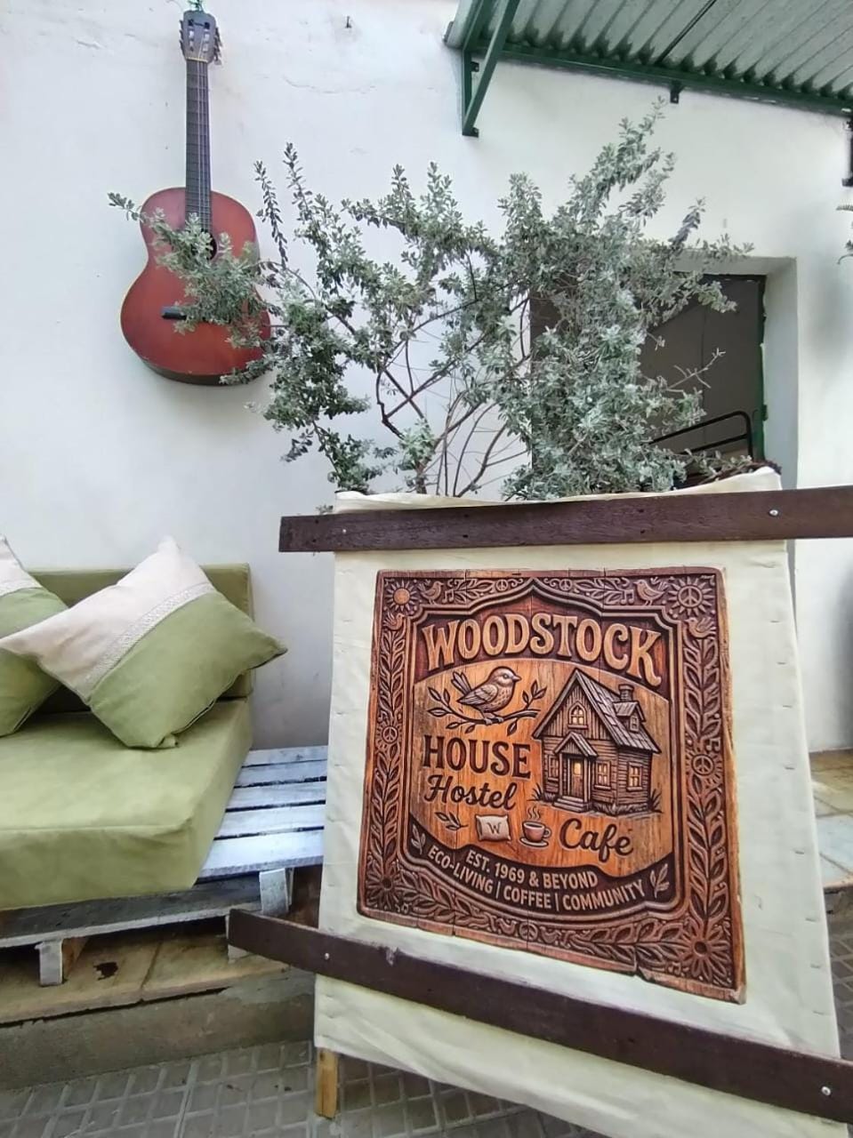 Woodstock House Bed and Breakfast in La Libertad Department, El Salvador