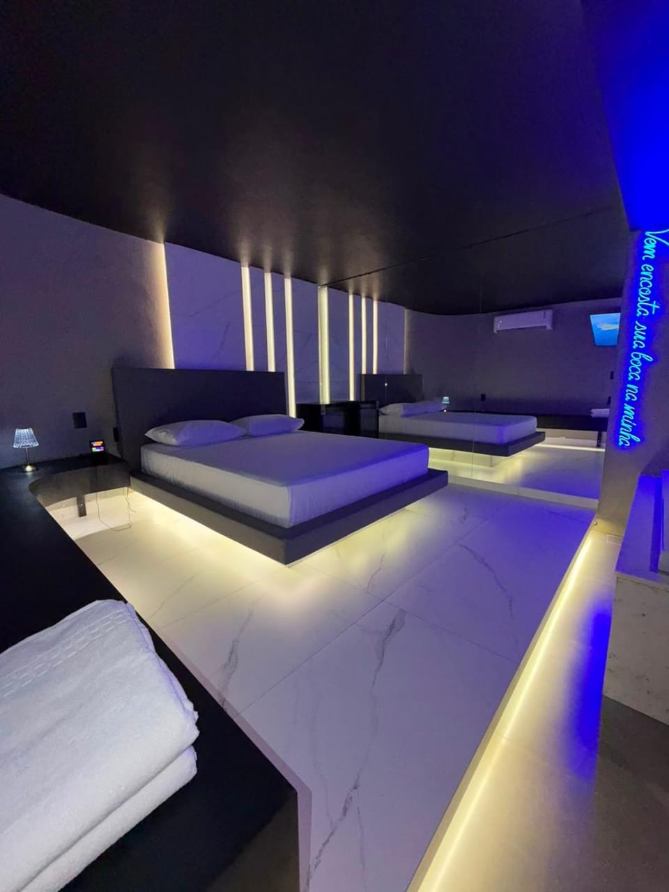 Khalifa Experience Motel Love hotel in State of Goiás