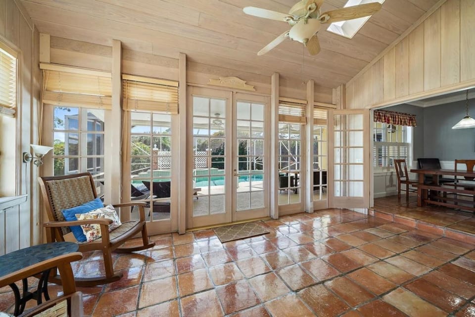 Luxury Wellington Home with a Beautiful Pool House in Wellington