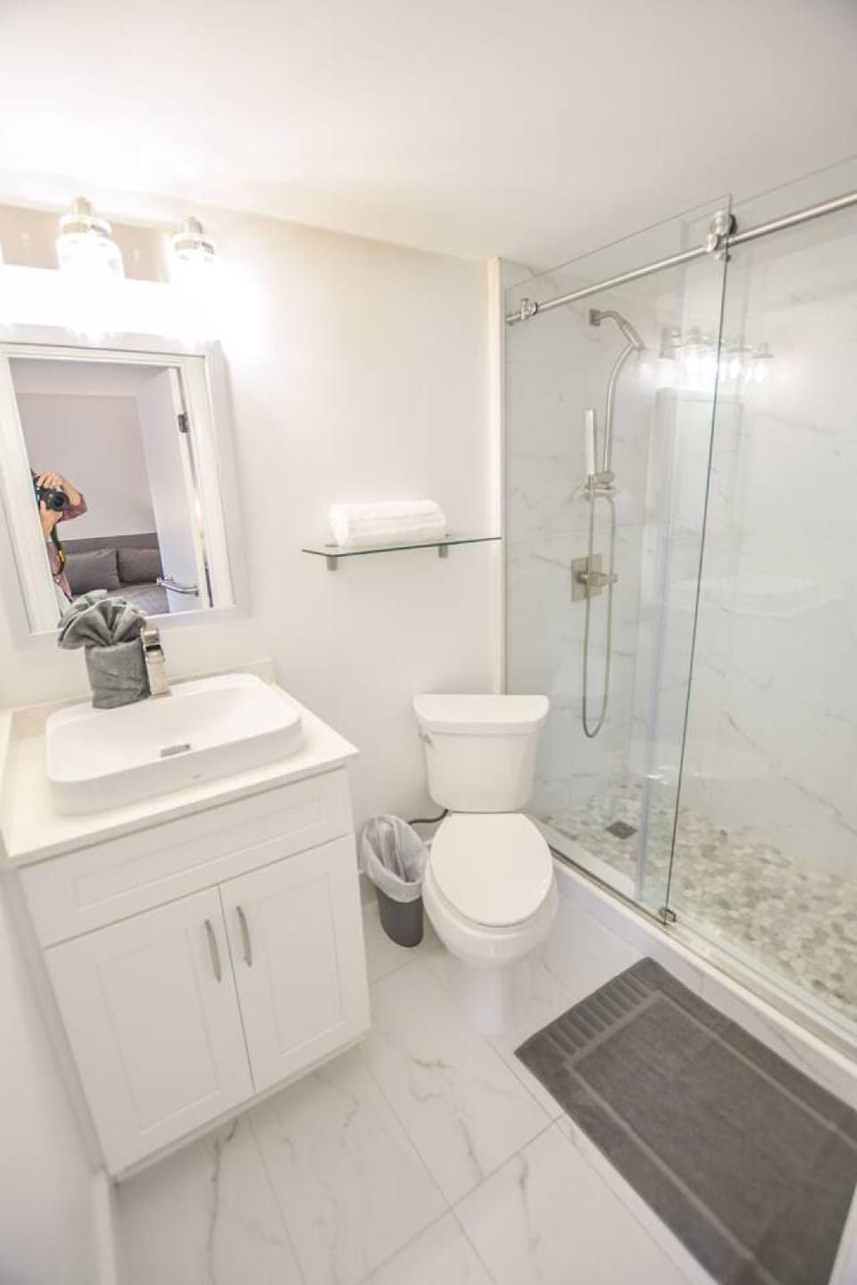 Beautiful 1st floor beach Jupiter condo on canal House in Jupiter
