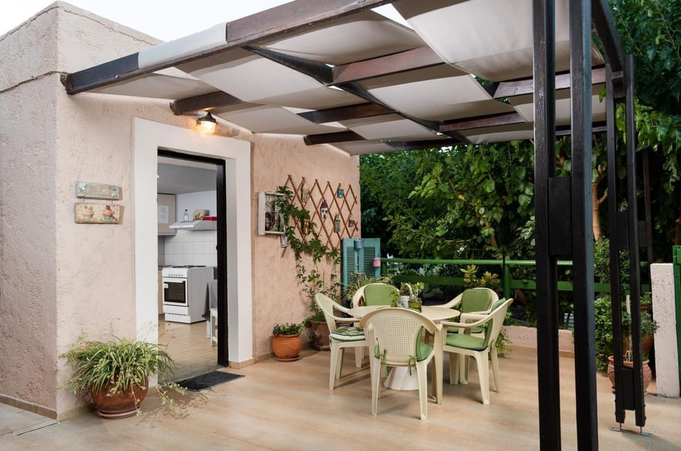 Patio, Garden, Balcony/Terrace, Garden view