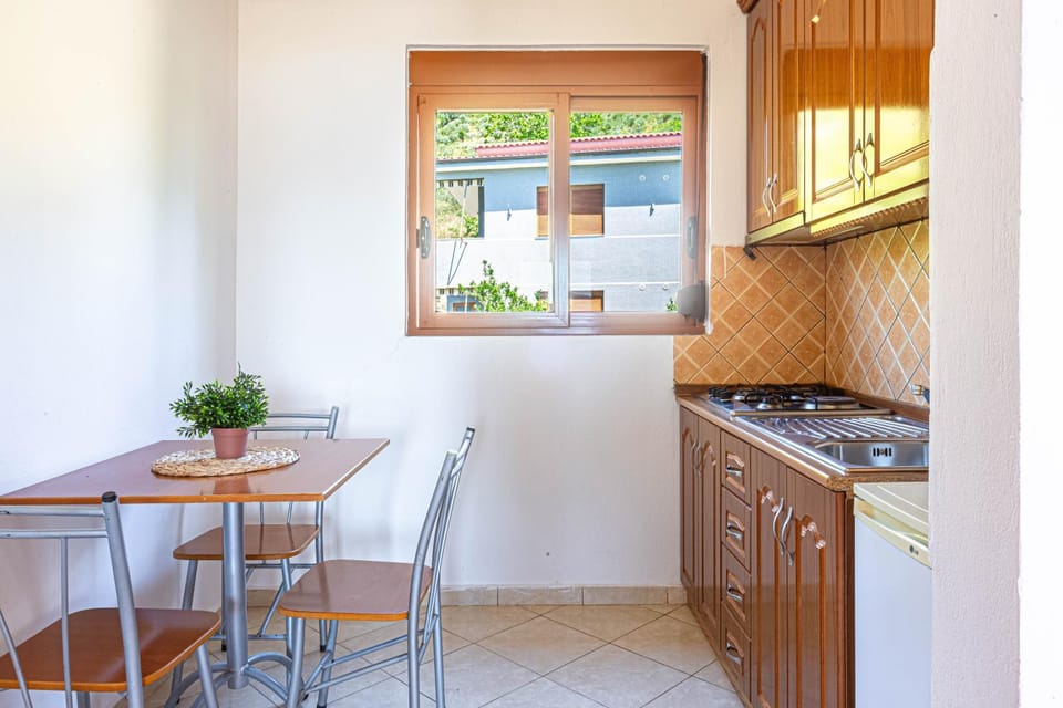 Radhima Sea View Studio Apt 4 - Kitchen, Parking & Balcony Apartment in Vlorë County, Albania