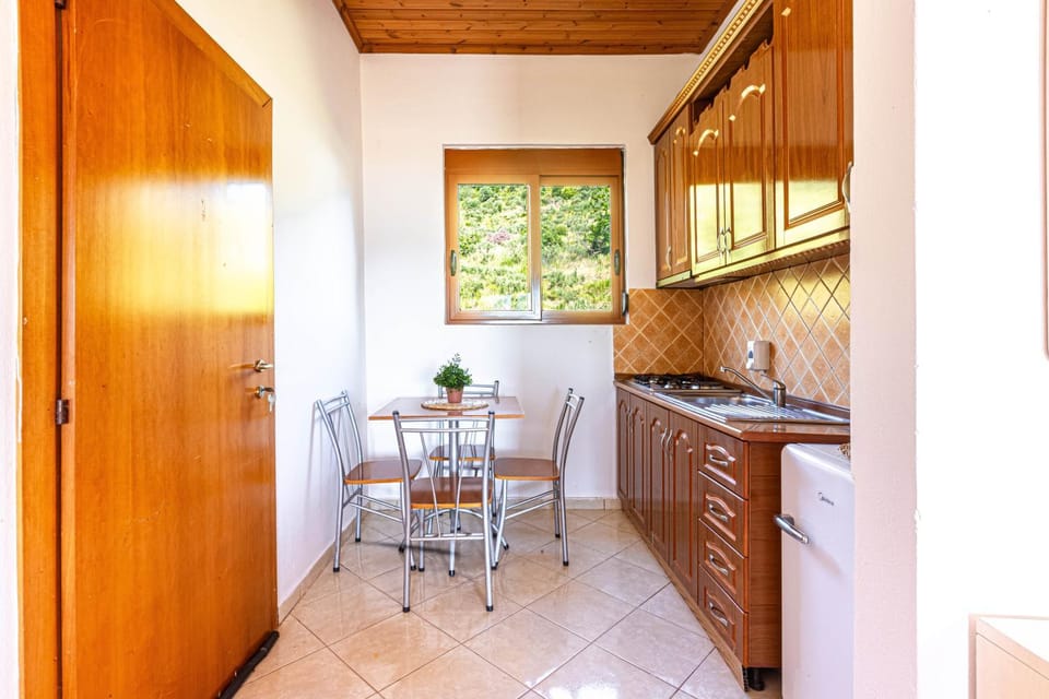Radhima Sea View Studio Apt 1 - Kitchen, Parking & Balcony Apartment in Vlorë County, Albania