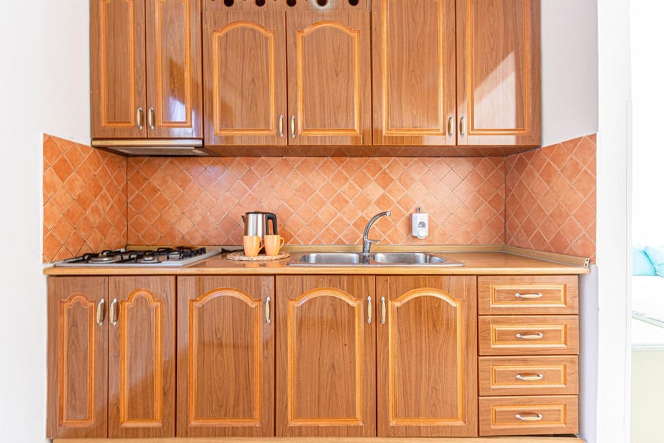 Radhima Sea View 1BR Apt 8 - Kitchen, Parking & Balcony -- 6 people -- Apartment in Vlorë County, Albania