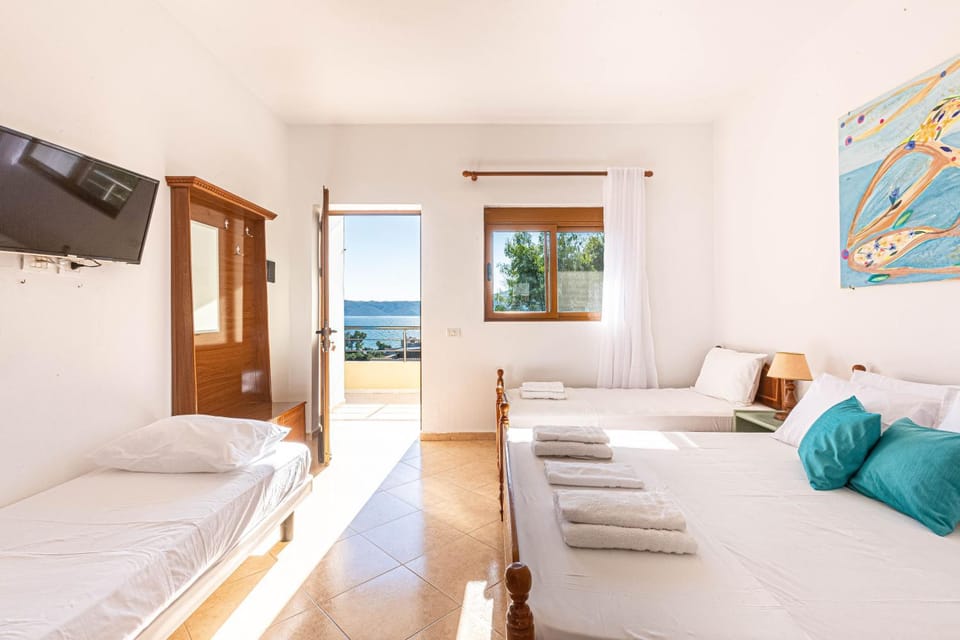 Radhima Sea View Studio Apt 9- Kitchen, Parking & Balcony Apartment in Vlorë County, Albania