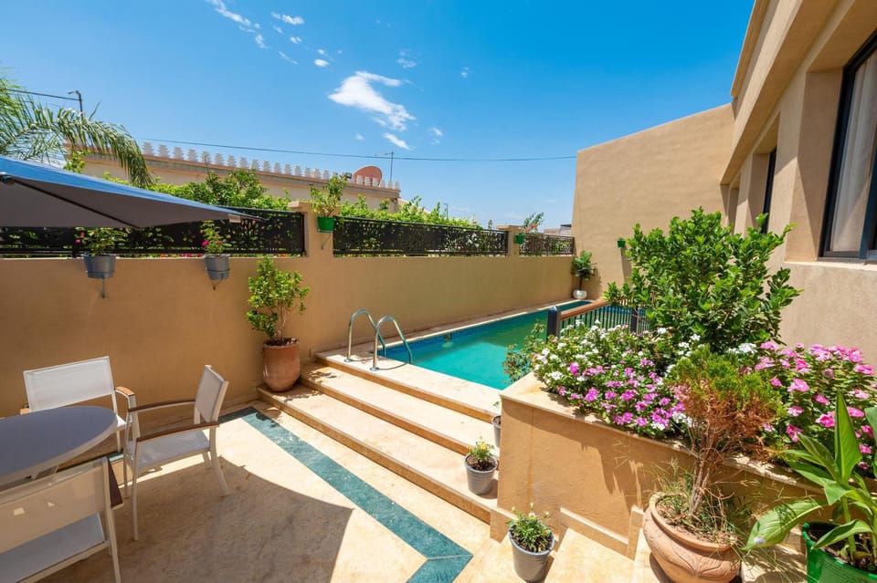 Garden, Swimming pool