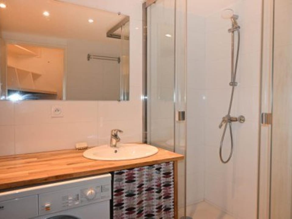 Appartement au pied des pistes - 4 pers. - FR-1-266-287 Apartment in Montgenèvre