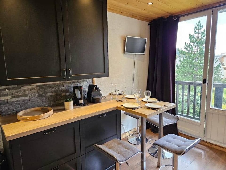 Studio charmant proche ESF, vue Janus - 3 pers. - FR-1-266-292 Apartment in Montgenèvre