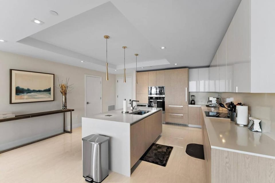 2BR 2BA in a New Amrit Beach Resort Peace Tower Apartment in Riviera Beach