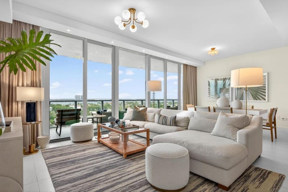 Amrit Luxury Beach Resort 2BR 2BA Condo House in Riviera Beach